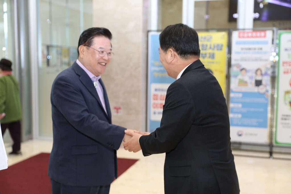 지방시대 비전과 전략 특강 참석