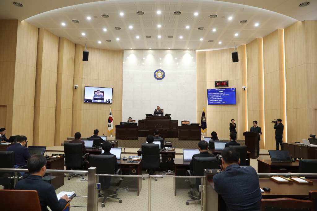 제311회 임시회 1차 본회의 개회