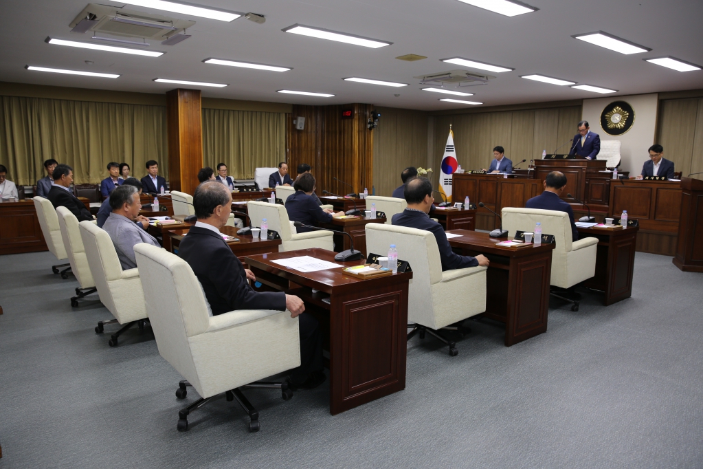 제223회 예산군의회(임시회) 폐회 모습