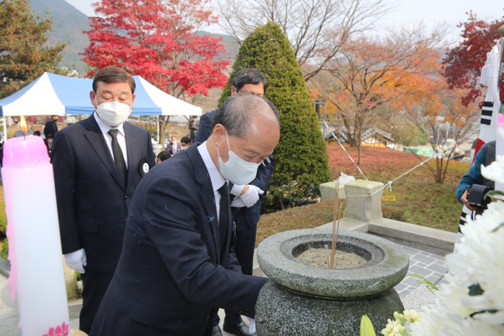 자유수호희생자 합동 위령제