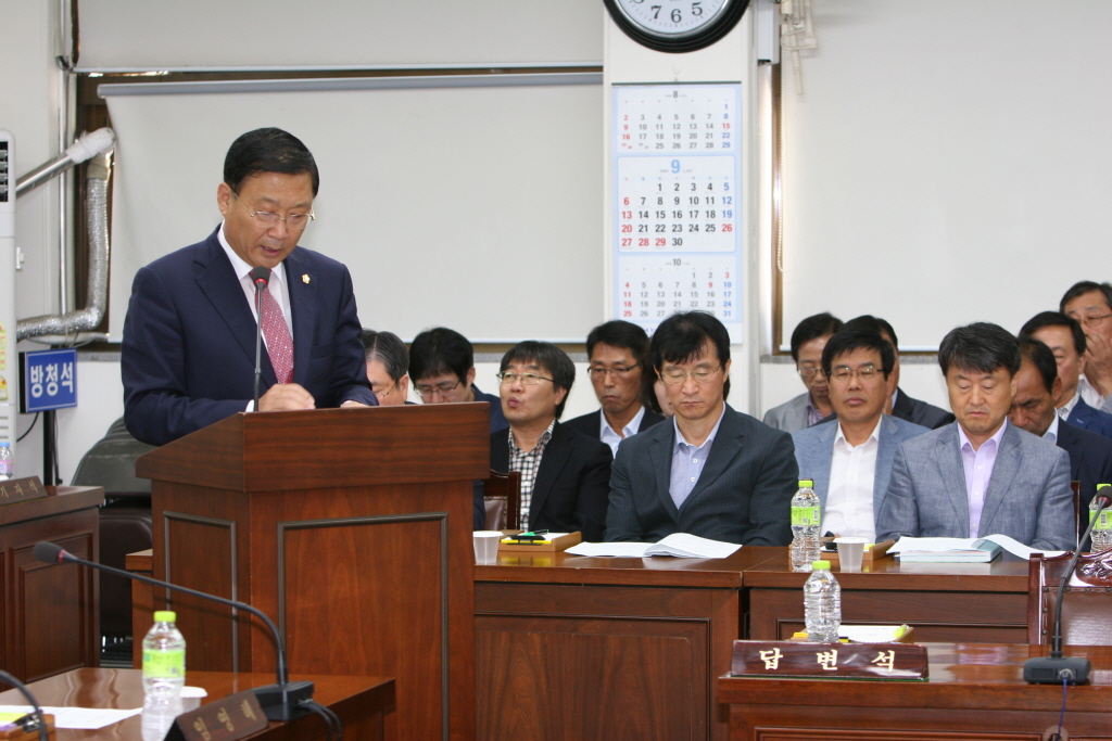 제215회 예산군의회(임시회)예산결산특별위원회