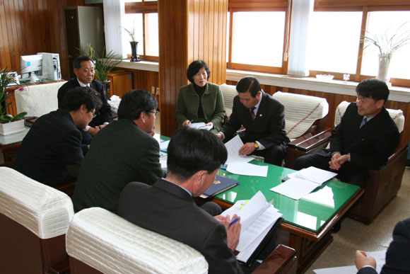 의원 공무국외여행 심사