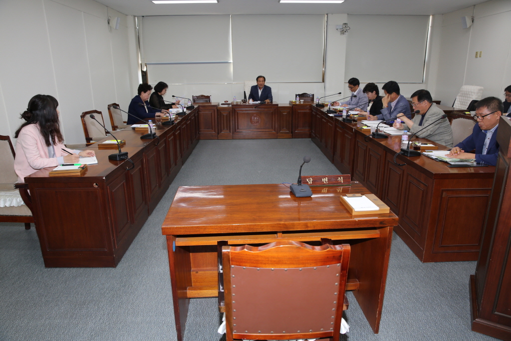 지역특화사업 및 타시군축제 벤치마킹 토론