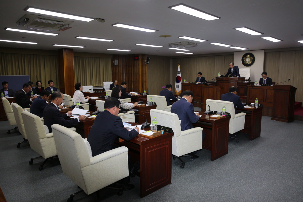 제216회 예산군의회(임시회) 제2차본회의