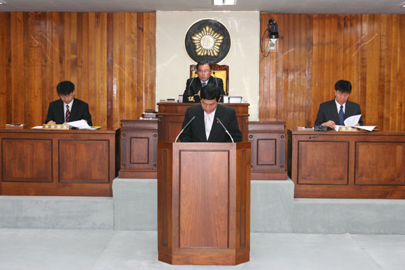 조례안심사특별위원회 구성결의안 발의