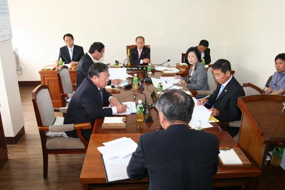 행정복지위원회 회의모습