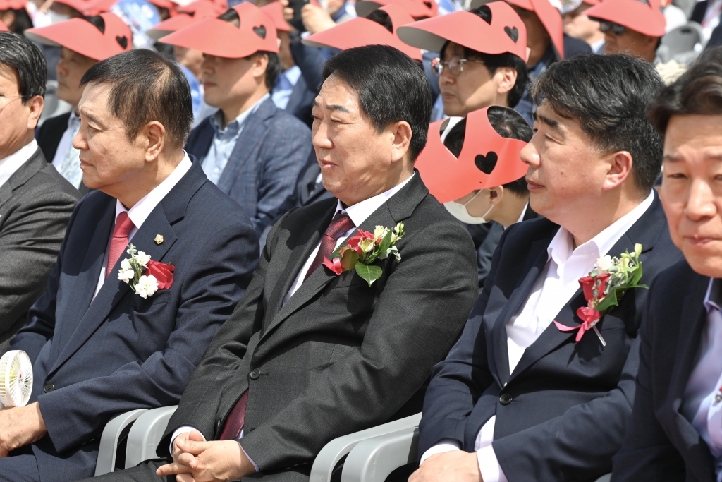 충남형 도시리브투게더 기공식 참석