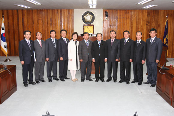 중구의원님들과의 기념촬영